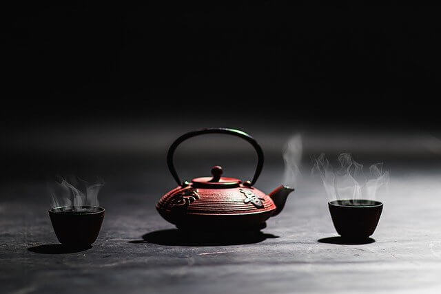 How To Prepare Hot Tea